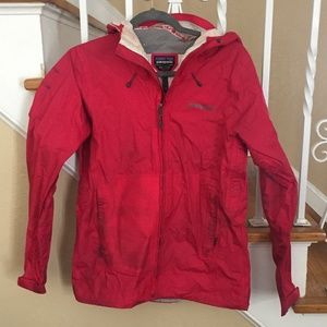 Patagonia Torrentshell raincoat